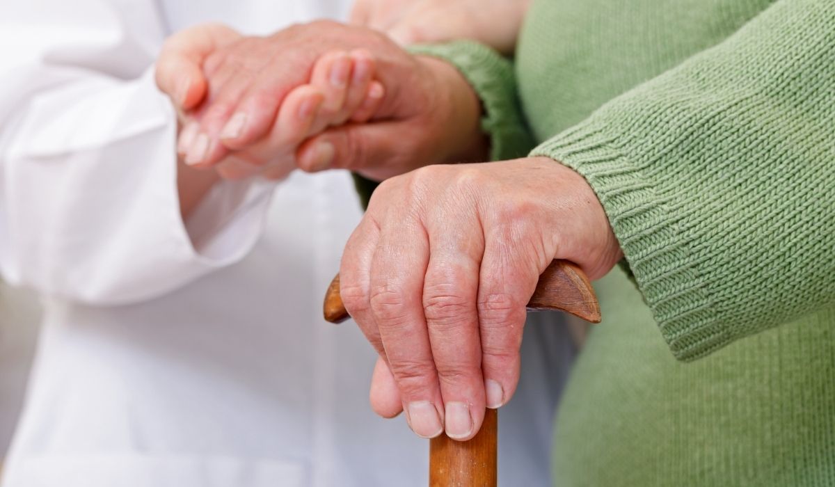 Lamset Hayah Comprehensive care and personal attention for every elderly person