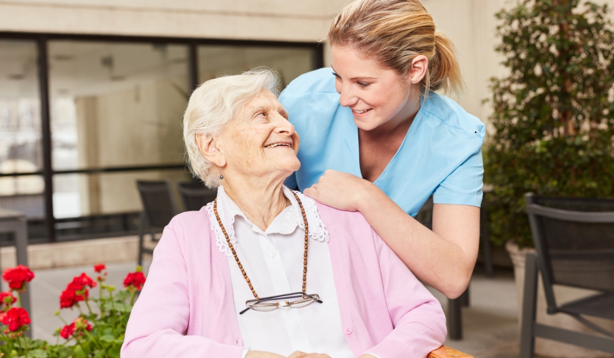 Lamset Haya Elderly Care vision and philosophy – promoting dignity, compassion, and specialized care for all elderly cases.