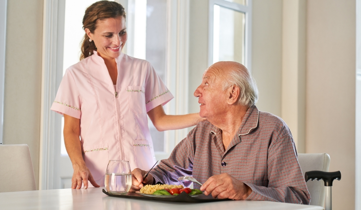Distinguished Elderly Care Services at Lamset Haya