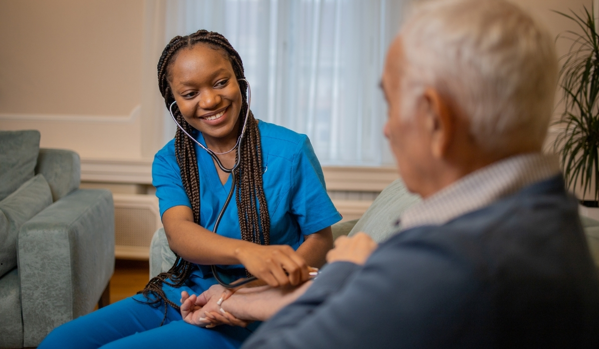 Distinguished Nursing Home Services at Lamset Haya Elderly Care