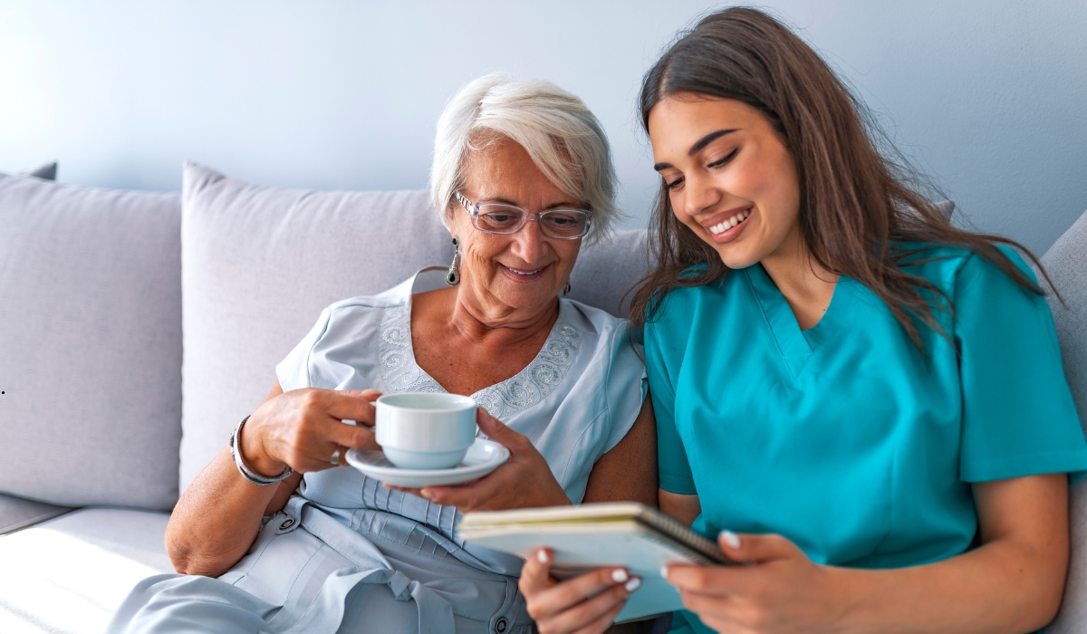 دار مسنين صحية دار مسنين صحية – رعاية متكاملة لكبار السن في لمسة حياة